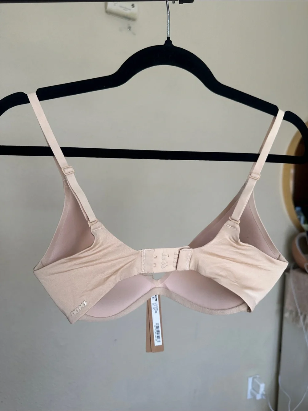 Skims Wireless Form Super Push Up Bra - NWT - Sand  32D - Picture 4 of 6